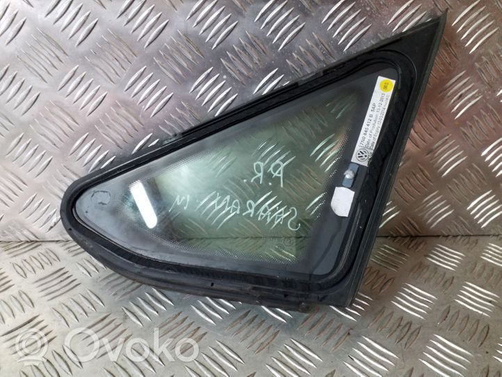 Volkswagen Sharan Front triangle window/glass 7N0845412B