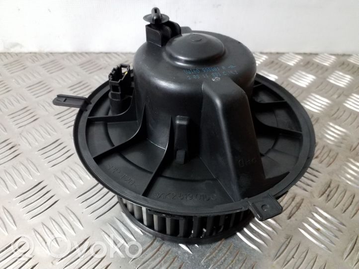 Volkswagen Touran II Heater fan/blower 1K2819015C