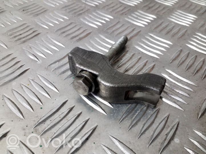 Opel Mokka Fuel Injector clamp holder 