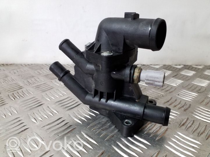 Ford Focus Boîtier de thermostat CM5G9K478GA