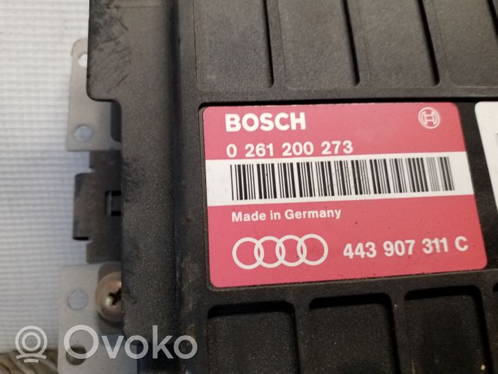 Audi 80 90 S2 B4 Unidad de control/módulo del motor 0261200273