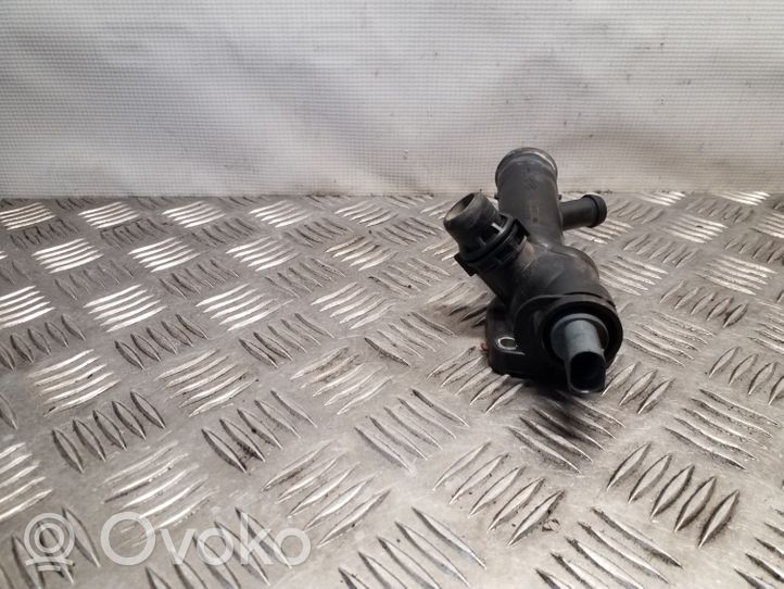 Audi Q5 SQ5 Termostaatin kotelo 03L121132AC