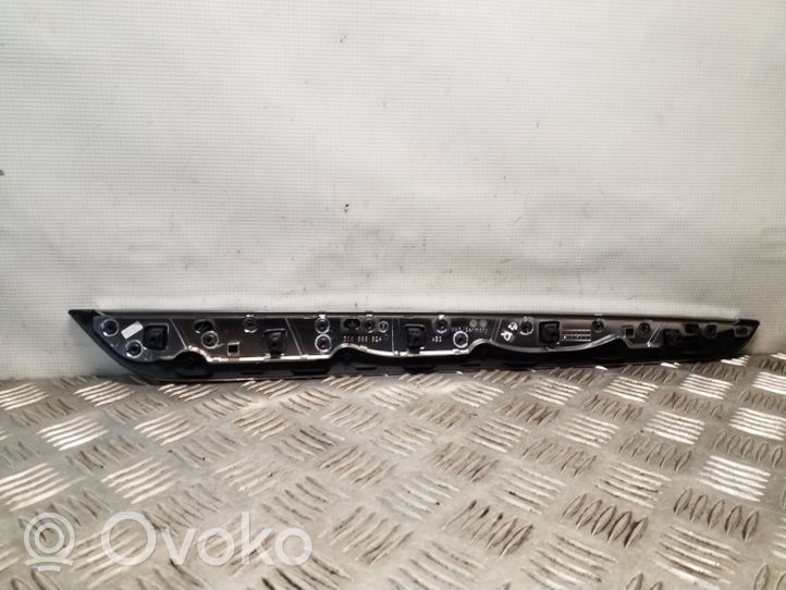 Volkswagen PASSAT CC Rivestimento della portiera posteriore 3C8868824