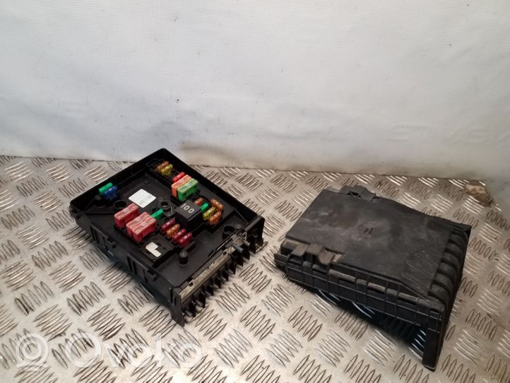 Skoda Superb B6 (3T) Fuse box set 1K0937118