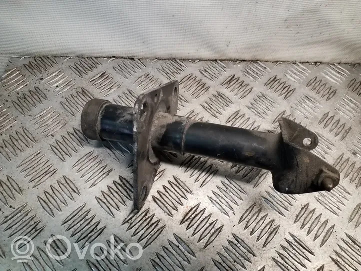 Volkswagen PASSAT B5 Front bumper shock/impact absorber 3B0807133A