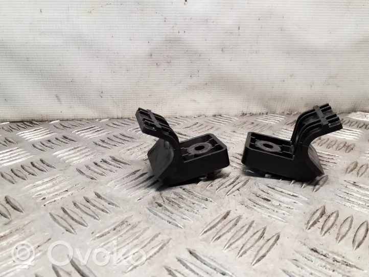 Opel Mokka Radiator mount bracket 