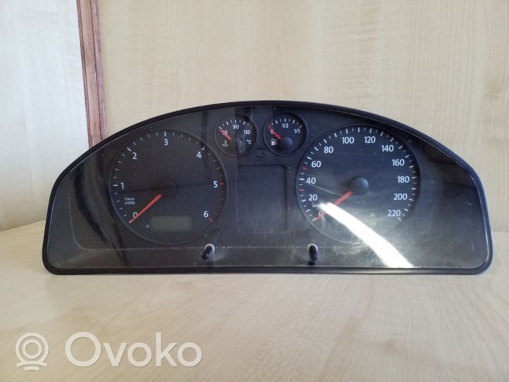 Volkswagen Transporter - Caravelle T5 Compteur de vitesse tableau de bord 7H0920850G