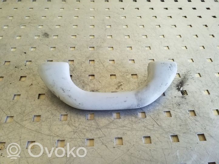 Volkswagen Polo IV 9N3 Poignée de maintien plafond avant 6N0857607T