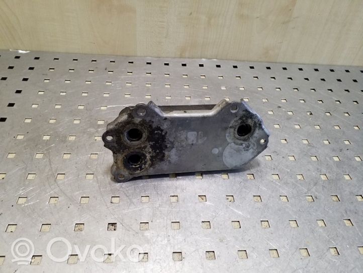 Toyota Corolla Verso E121 Support de filtre à huile 880243D