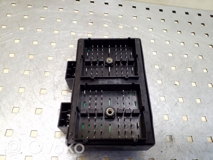 Chevrolet Captiva Fuse box set 96821082