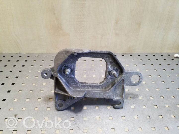 Renault Kadjar Supporto di montaggio scatola del cambio 112221641R