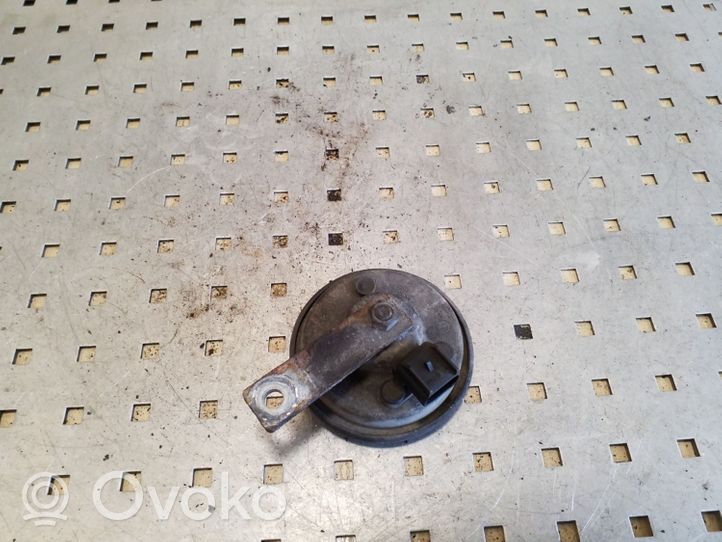 Volkswagen Crafter Horn signal E10020011