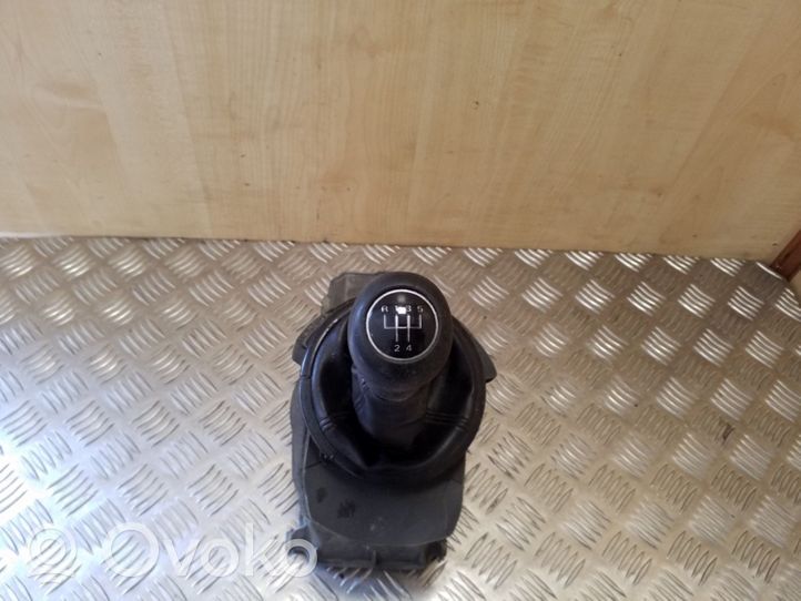 Audi A2 Palanca/selector de cambios (interno) 8Z0711246A