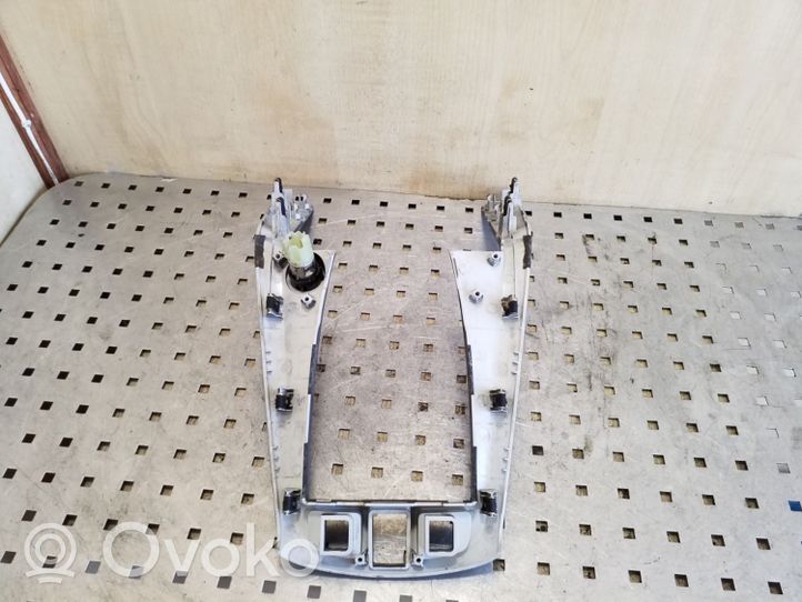 Chevrolet Captiva Other center console (tunnel) element 22751722