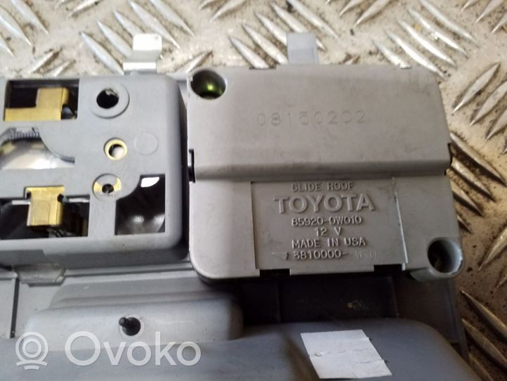 Toyota RAV 4 (XA20) Interjero apšvietimo jungtukas 10000309