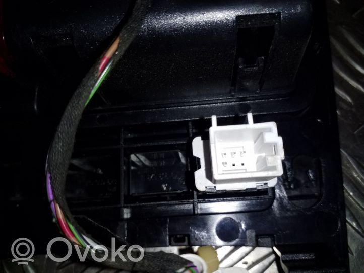 Volkswagen Golf V Panel popielniczki przedniej tunelu środkowego 1K0857961