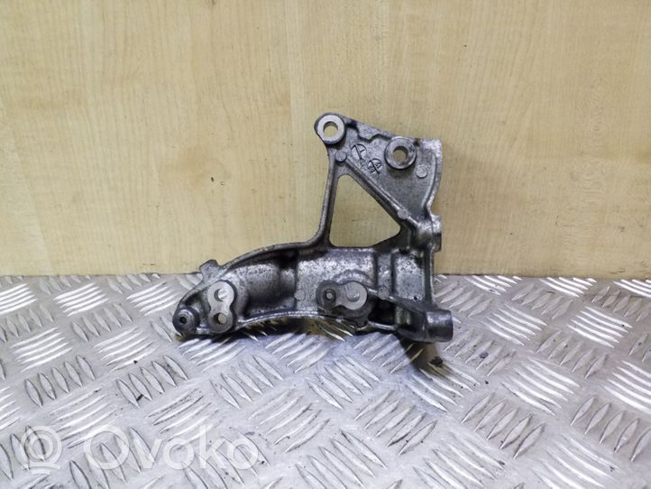 Mazda 3 I Support de générateur / alternateur 9653249480