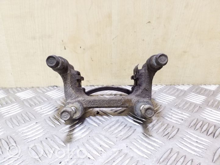 Hyundai i40 Supporto della pinza del freno posteriore BC412181