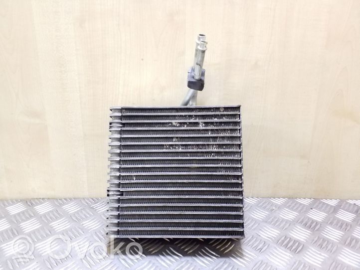 Volkswagen Golf IV Gaisa kondicioniera radiators (salonā) 