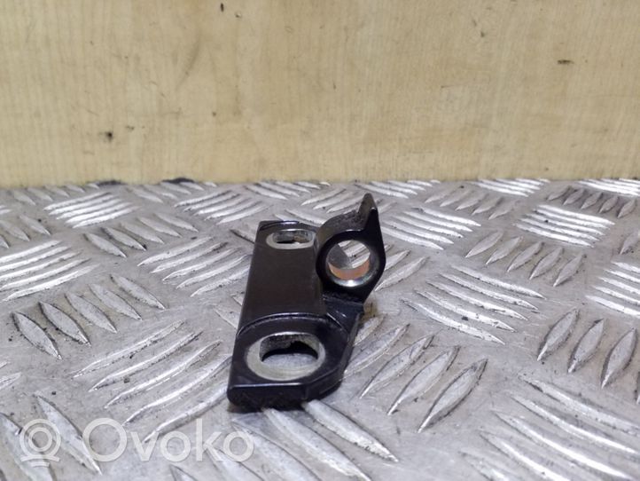 Volvo XC60 Rear door lower hinge 