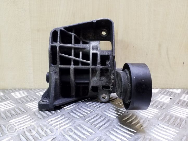 BMW X5 E70 Supporto di montaggio della pompa del servosterzo 32427799862