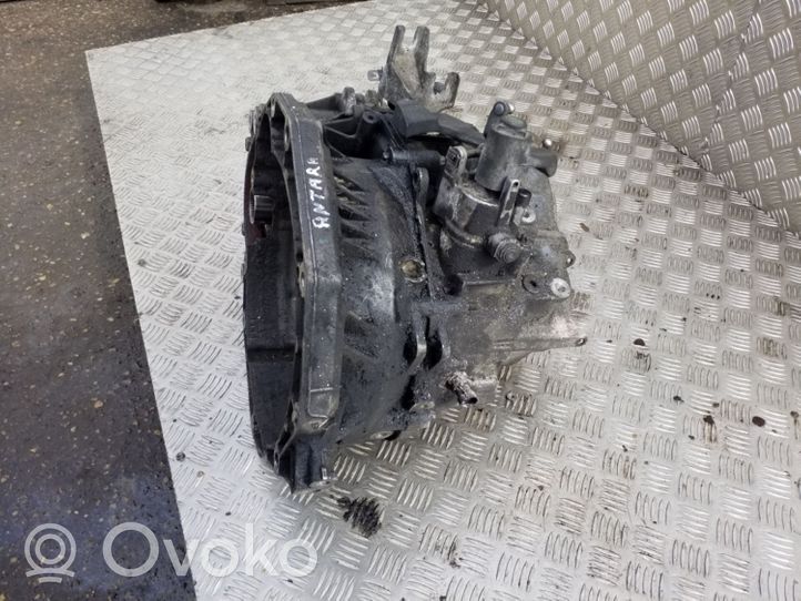 Opel Antara Mechaninė 6 pavarų dėžė F40