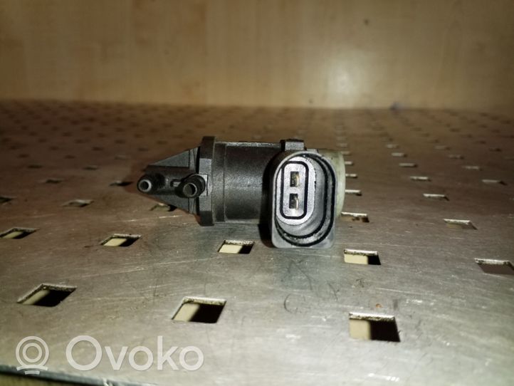 Volkswagen Golf Plus Electrovanne Soupape de Sûreté / Dépression 1K0906283A