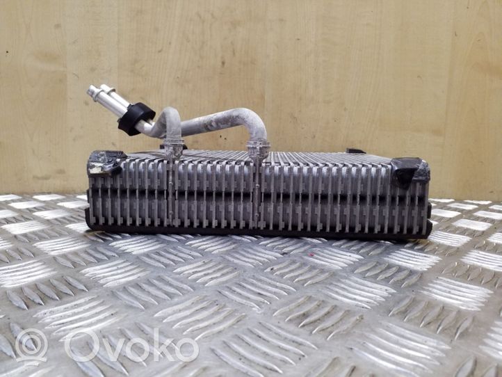 Volkswagen Touareg II Air conditioning (A/C) radiator (interior) 7P0820101