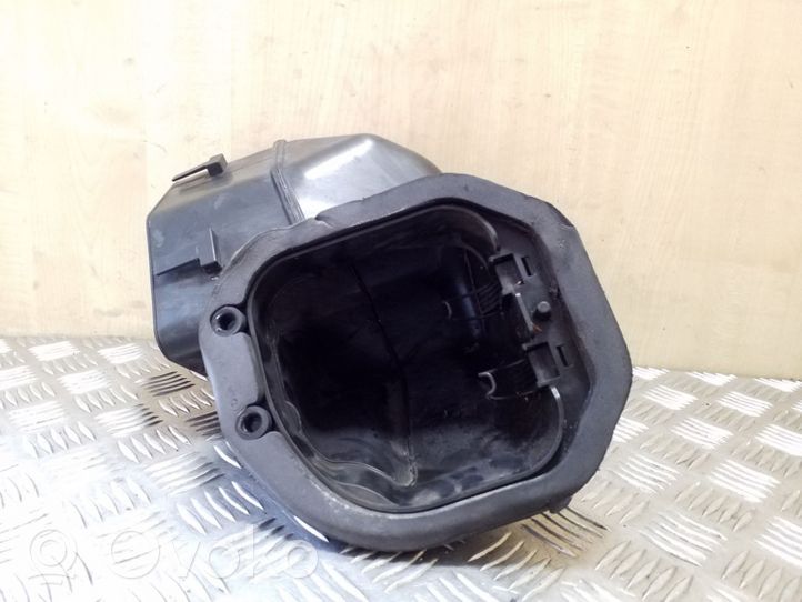 Volkswagen Touareg I Conduit d’air, microfiltre 7L0819049A