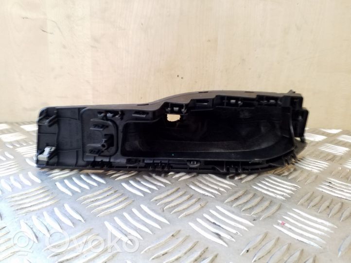 Ford Focus Rankinio apdaila BM51A061B84DE