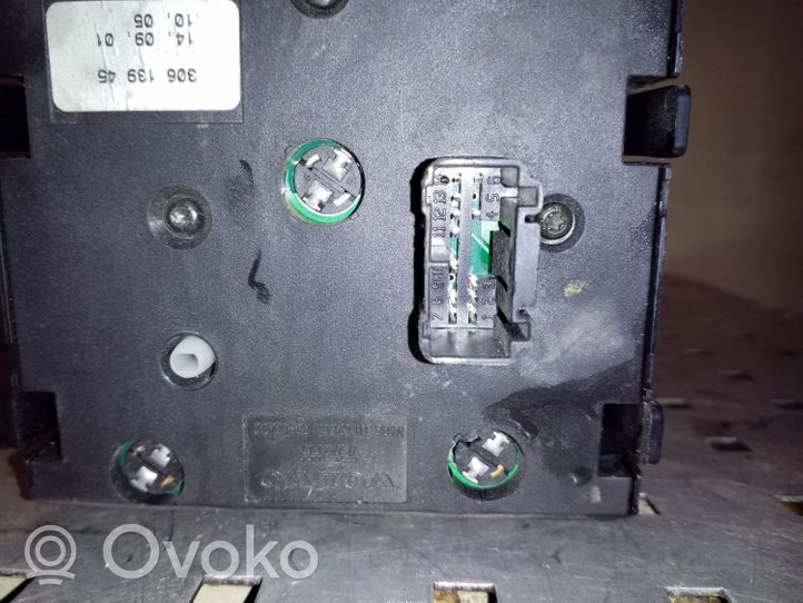 Volvo S40, V40 Light switch 30613945