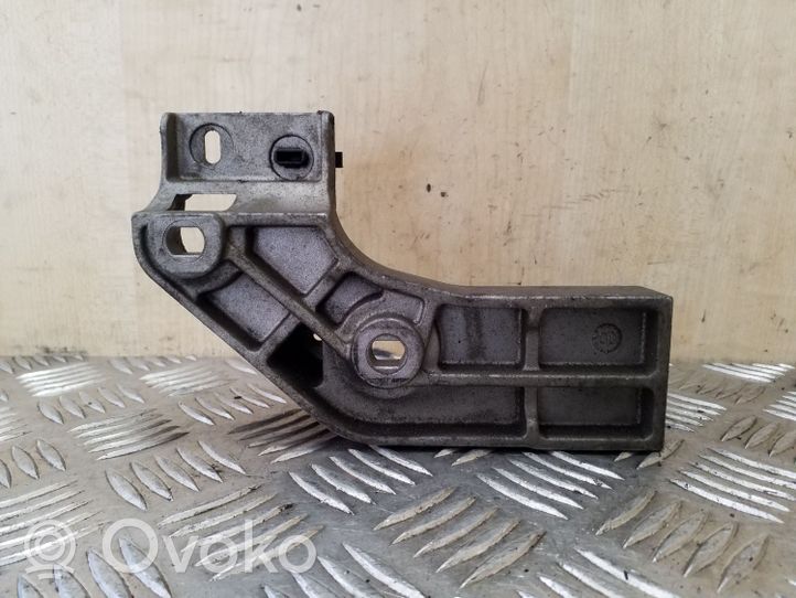 Volvo S40, V40 Support pompe injection à carburant 8200055566