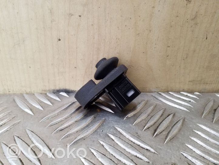 Nissan X-Trail T32 Rear door sensor 