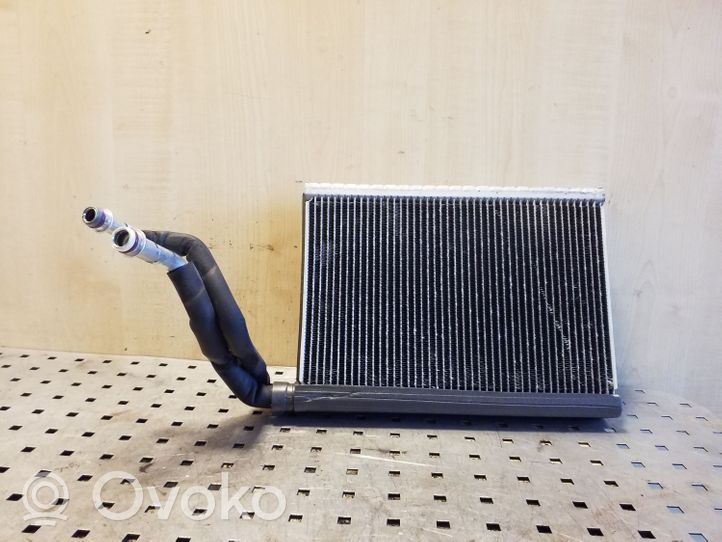 BMW X1 E84 Radiatore aria condizionata (A/C) (abitacolo) 