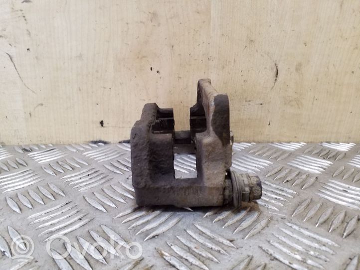 Land Rover Freelander 2 - LR2 Supporto della pinza del freno posteriore 