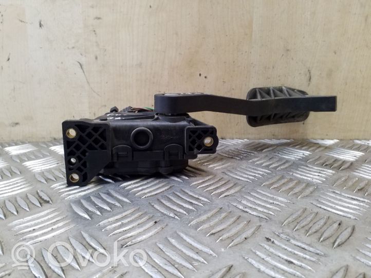 Volvo S70  V70  V70 XC Pedale dell’acceleratore 9209745