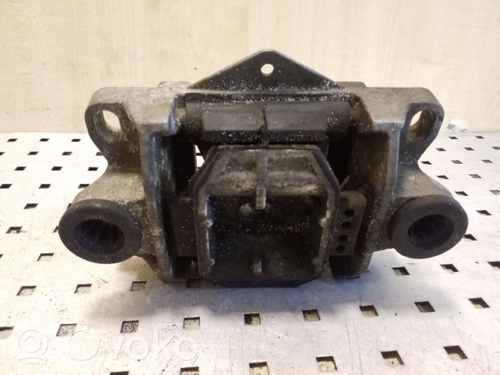 Ford Mondeo Mk III Gearbox mount 1X437M122
