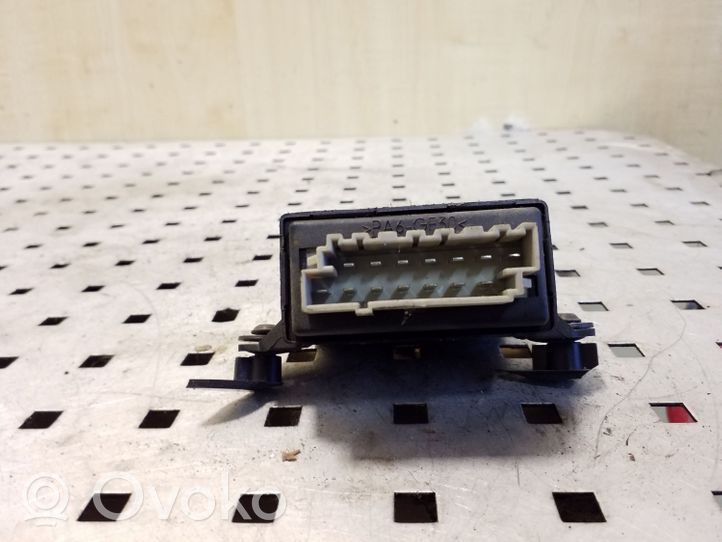 Renault Espace III Tow bar relay 6025308457