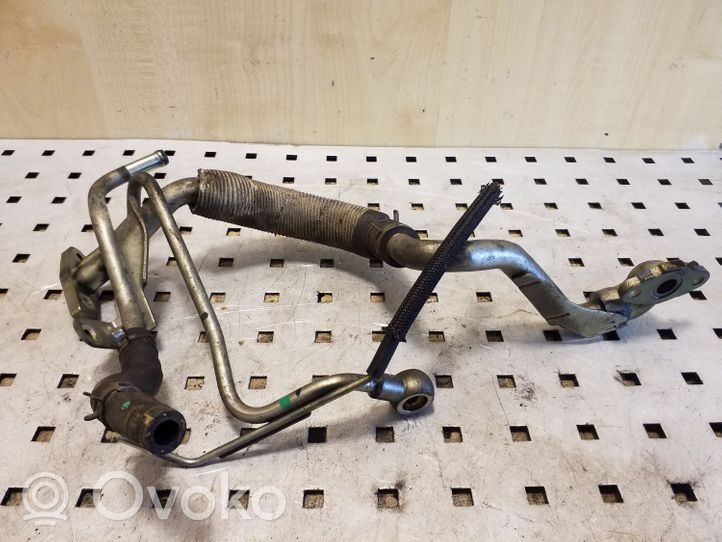 Toyota Avensis T270 Turbo turbocharger oiling pipe/hose 