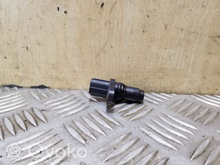 Lexus CT 200H Camshaft position sensor 