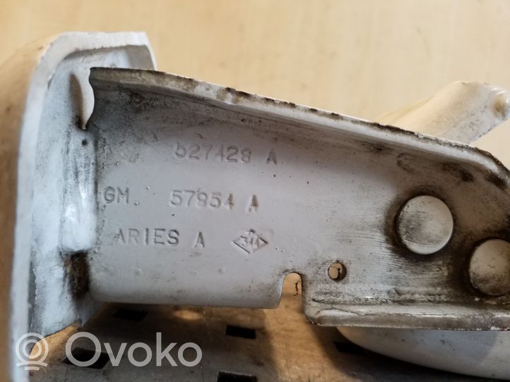 Nissan Primastar Zawias górny drzwi tylnych samochodów dostawczych 527428A