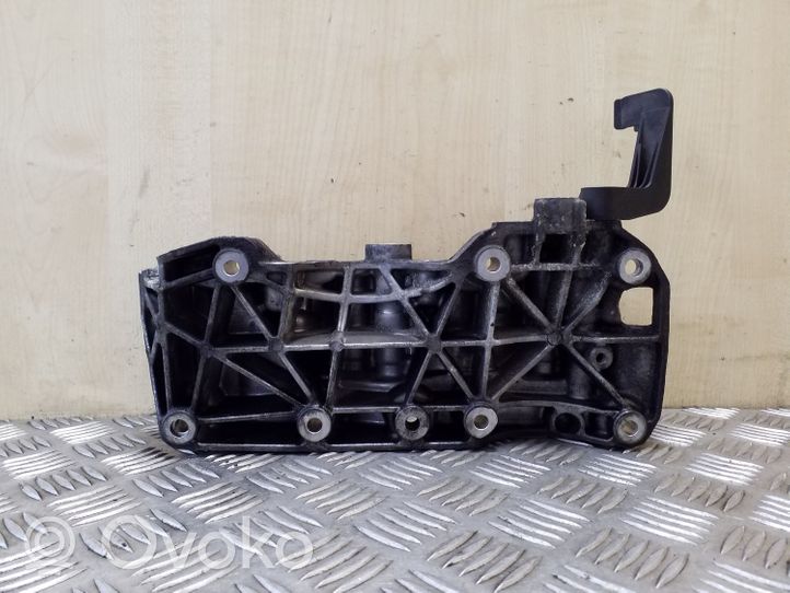 BMW 3 F30 F35 F31 Support de générateur / alternateur 11168506863