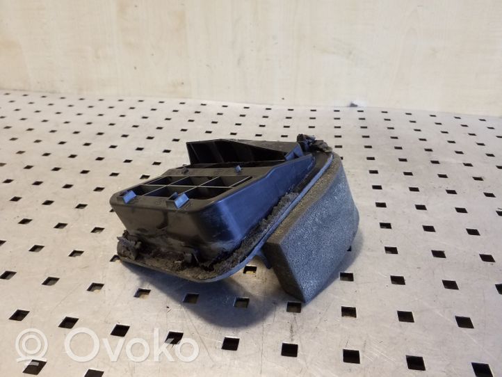 Subaru XV Évent de pression de quart de panneau 72651AE010