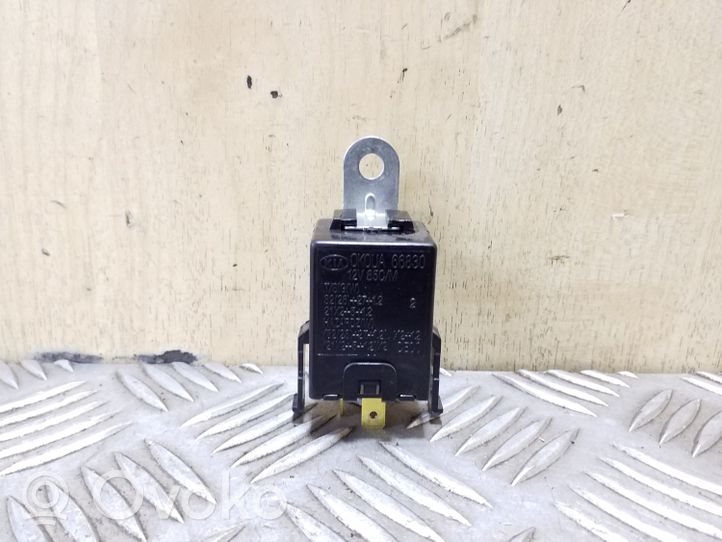 OKOUA66830 KIA Sorento Hazard warning light relay, 10.00 € RRR