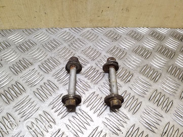 Volvo XC60 Rear suspension camber bolt 