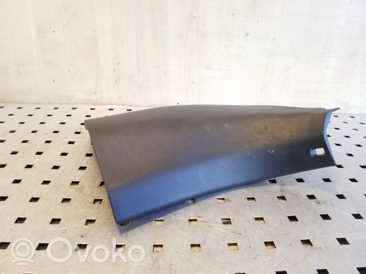 Toyota Verso Rivestimento vano piedi laterale 621120F020