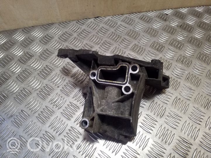 Audi A6 Allroad C6 Support de pompe de direction assistée 059145169AA