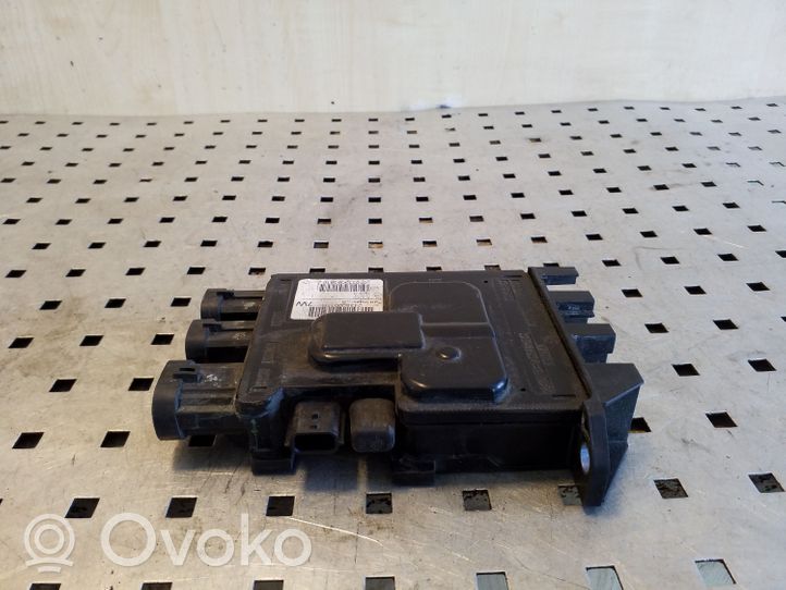 Renault Megane III Module de contrôle de batterie 243800011R