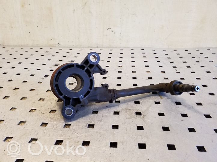 Renault Megane III Cilindro secondario del cuscinetto di rilascio della frizione 306206299R