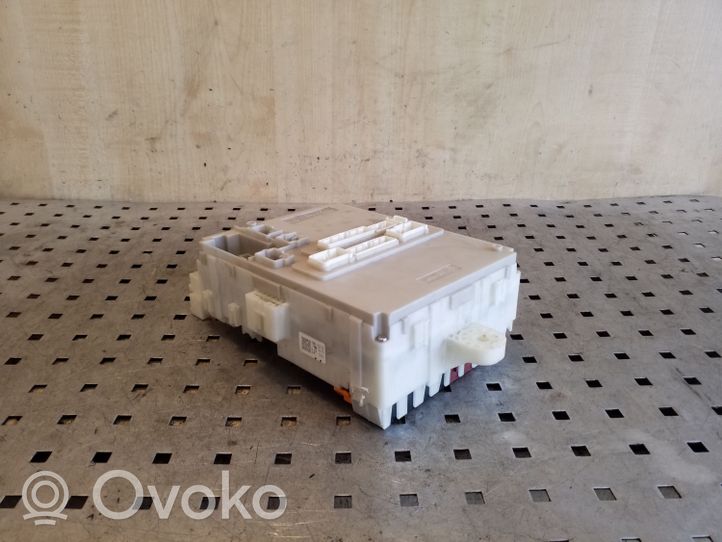 Honda Insight Fuse module TM8G210